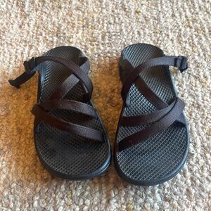 Chaco women's size 6 black